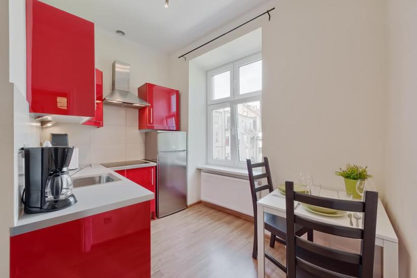 Three-Bedroom Standard Apartment