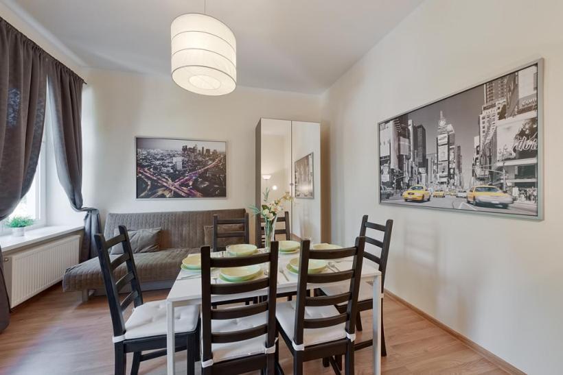 Three-Bedroom Standard Apartment