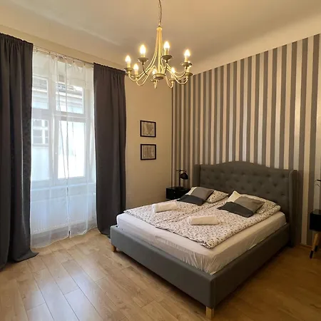 Apartamenty Rodzinne W Sercu Krakowa-2